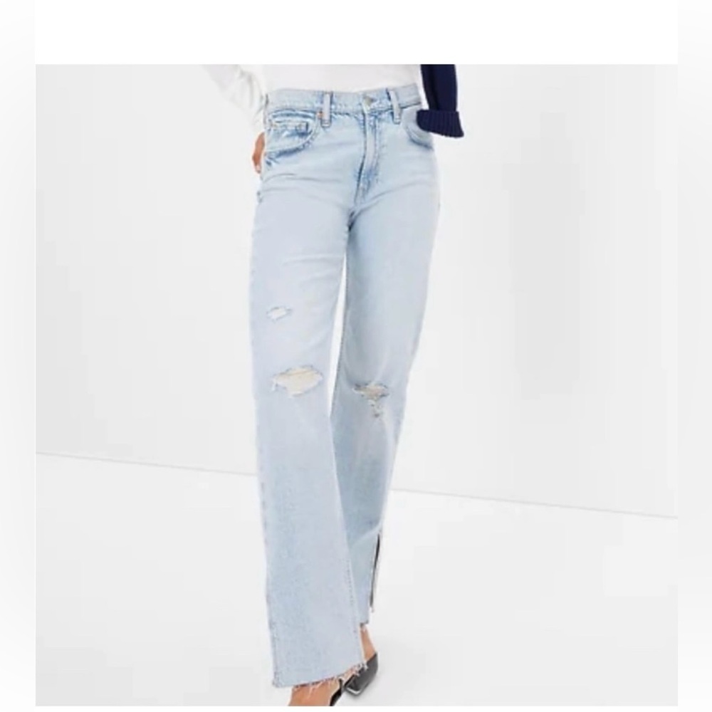 GAP Mid Rise '90s Loose Jeans Slit Side Distressed Light Wash Size 30 Regular